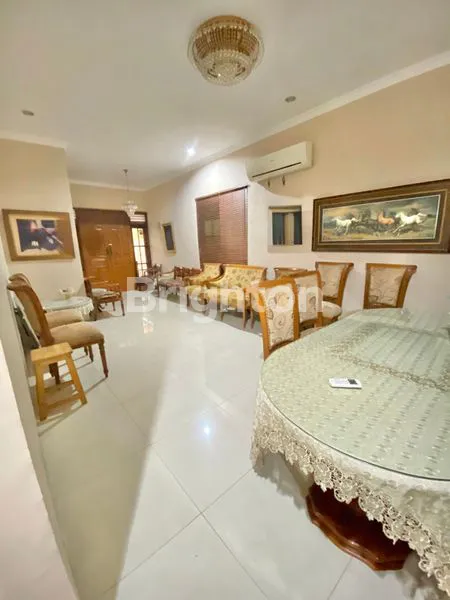 image RUMAH 2.5 LANTAI SEMI FURNISHED DI KOMPLEK DPR RI 2 MERUYA SELATAN JAKARTA BARAT (3)