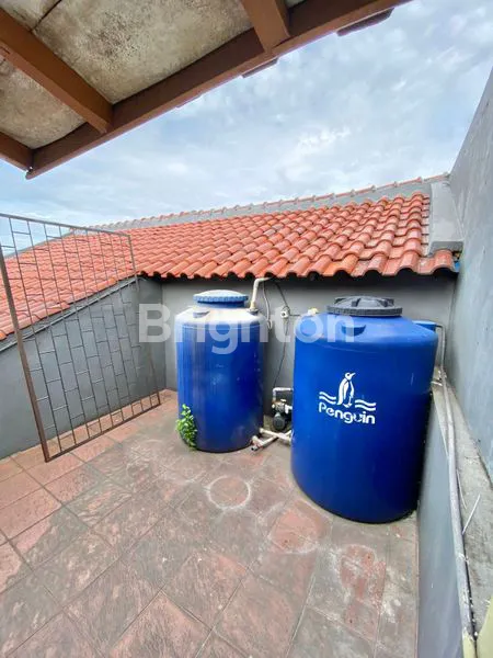 image RUMAH 2.5 LANTAI SEMI FURNISHED DI KOMPLEK DPR RI 2 MERUYA SELATAN JAKARTA BARAT (7)