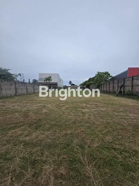 TANAH DATAR SUDAH PAGAR KELILING SIAP PAKAI TEPI JALAN MULAWARMAN