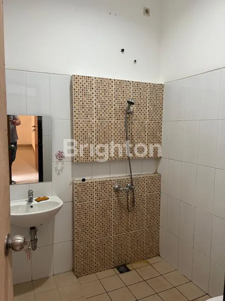 image RUMAH SIAP HUNI CLUSTER GREENWOODS PAMULANG 8 (7)