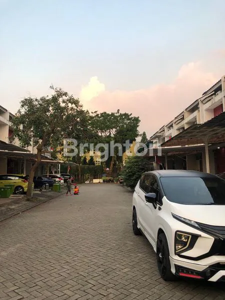 image RUMAH IDAMAN DI RESIDENDE ONE RED SHAPPIRE TANGERANG SELATAN - NYAMAN & STRATEGIS\\N (2)