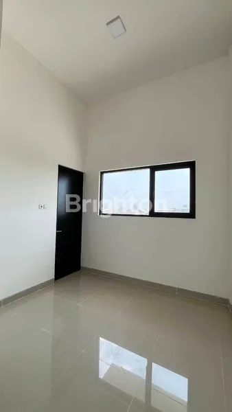 image  GRESS RUKO 2 RUKO JEJER PUCANG SURABAYA 3 LANTAI( NOL JALAN RAYA ) (5)