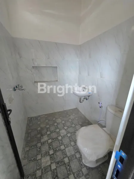 image RUMAH LUAS 3KT/3KM DI JALAN TANGKUBAN PERAHU – KENYAMANAN & KAPASITAS BESAR! (5)