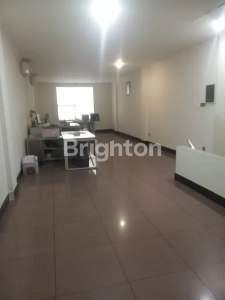 image STRATEGIS! RUKO 5 LANTAI HADAP TIMUR CIDENG (3)