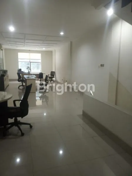 image STRATEGIS! RUKO 5 LANTAI HADAP TIMUR CIDENG (2)