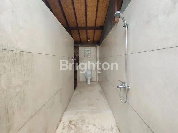 image VILLA STYLE JOGLO VIEW SAWAH DI JALAN PANTAI CEMAGI  (7)