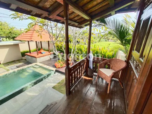 image VILLA STYLE JOGLO VIEW SAWAH DI JALAN PANTAI CEMAGI  (2)