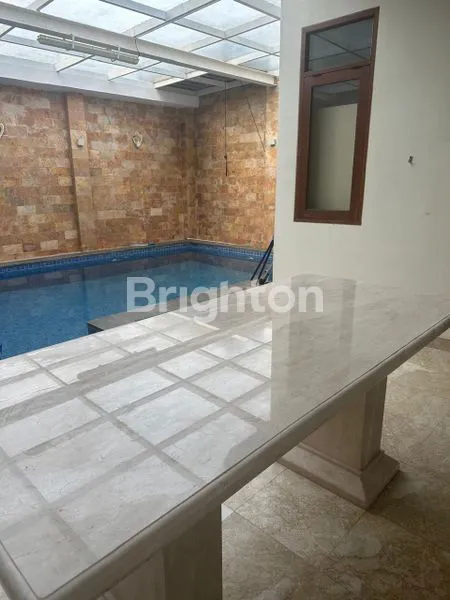 image RUMAH MEWAH KOLAM RENANG KEMANG PRATAMA (6)