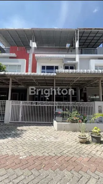 VILLA KOMPLEK MUTIARA PALACE SIAP HUNI