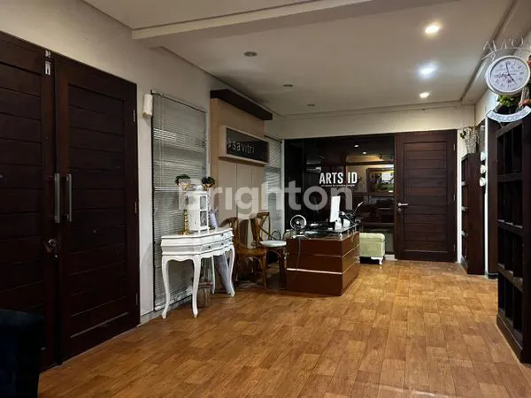 image RUMAH USAHA DI PUSAT KOTA SURABAYA (4)