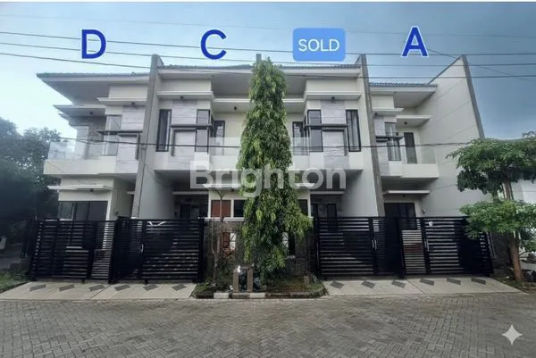 image RUMAH BARU 2 LANTAI MULYOSARI SURABAYA (2)