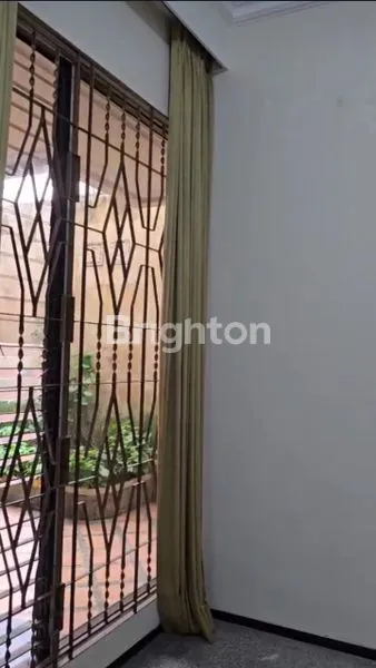 image DISEWAKAN RUMAH STATERGIS RAYA TIDAR (4)