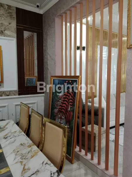 image RUMAH SIAP HUNI DI BOULEVARD CITRA GRAND CIBUBUR (2)