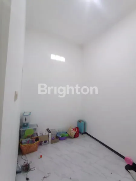 image RUMAH TAKE OVER MURAH 2 KT LT 60M² DI TAMBAKASRI REGENCY TAJINAN (4)