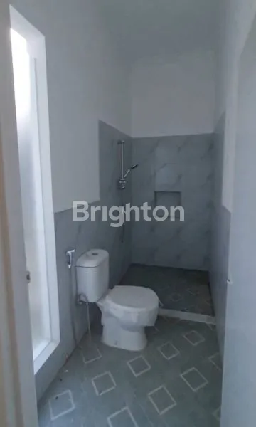 image DIJUAL RUMAH DI JALAN IKAN² AREA TUNJUNGSEKAR LOWOKWARU TERAS LUAS  FULL RENOVASI SEPERTI RUMAH BARU  (6)