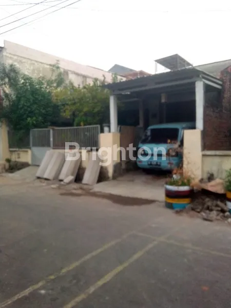 image RUMAH SANGAT STRATEGIS DI TENGAH KOTA SEMARANG DI PANDANARAN (2)