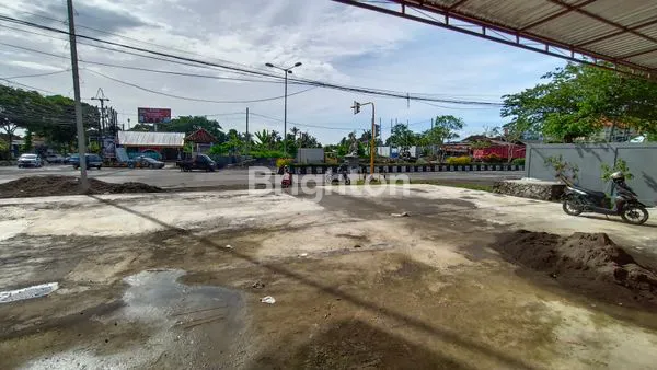 image GUDANG STRATEGIS DI JALAN RAYA DENPASAR–GILIMANUK MENGWI, BADUNG \\ COCOK UNTUK USAHA DISTRIBUSI, LOGISTIK, ATAU PENYIMPANAN BARANG! (6)