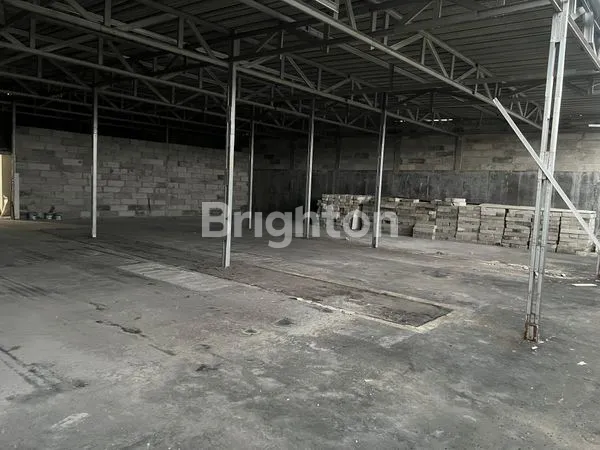 image RUKO GANDENG 3 UNIT SIAP USAHA DEPOK (7)
