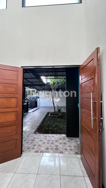 image HUNIAN EKSKLUSIF DENGAN DESAIN ELEGAN SIAP HUNI (2)