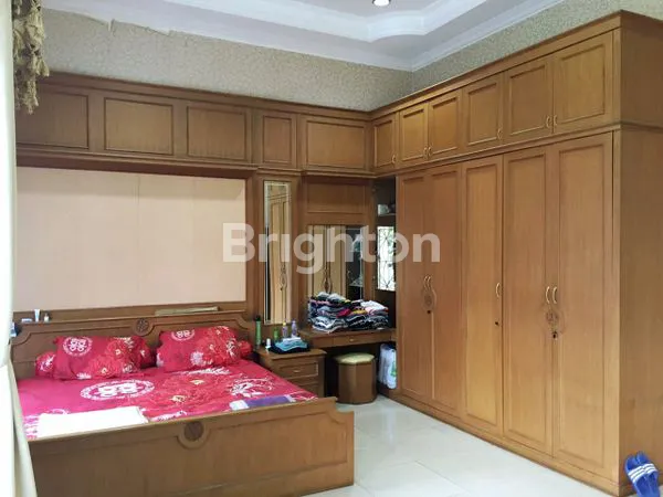 image RUMAH 2 LANTAI FULL FURNISH DI PALEM LESTARI, CENGKARENG, JAKARTA BARAT (7)