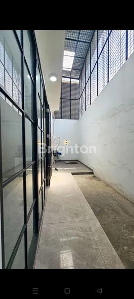 image RUMAH 2 LANTAI SIAP HUNI DI MEDAN TENGGARA, MEDAN DENAI (8)