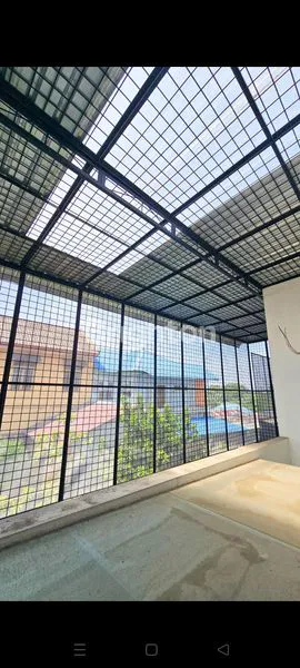 image RUMAH 2 LANTAI SIAP HUNI DI MEDAN TENGGARA, MEDAN DENAI (4)