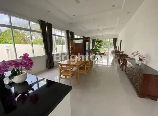 image VILLA DENGAN POOL DAN KEBUN LUAS DI PEGUYANGAN KAJA DENPASAR UTARA (7)