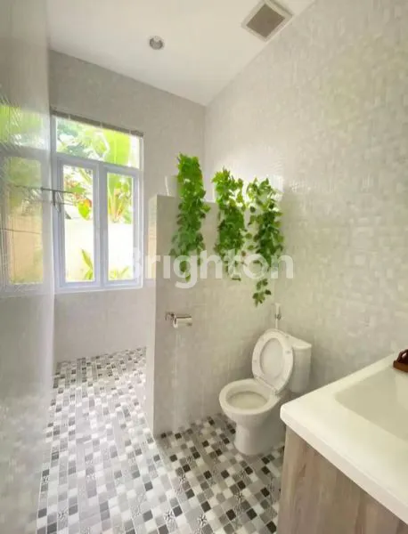 image VILLA DENGAN POOL DAN KEBUN LUAS DI PEGUYANGAN KAJA DENPASAR UTARA (8)