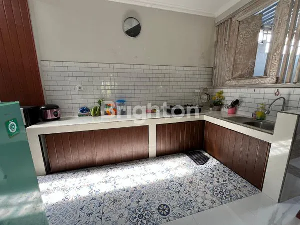 image RUMAH SUASANA ASRI PEDESAAN DENGAN HALAMAN LUAS DI PETEMON PEJENG KELOD (7)