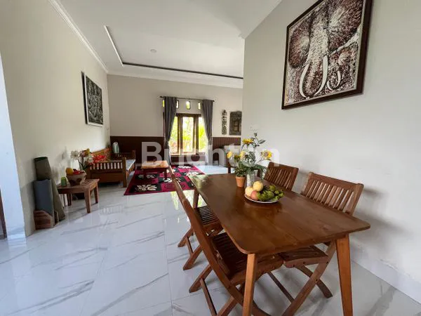 image RUMAH SUASANA ASRI PEDESAAN DENGAN HALAMAN LUAS DI PETEMON PEJENG KELOD (2)