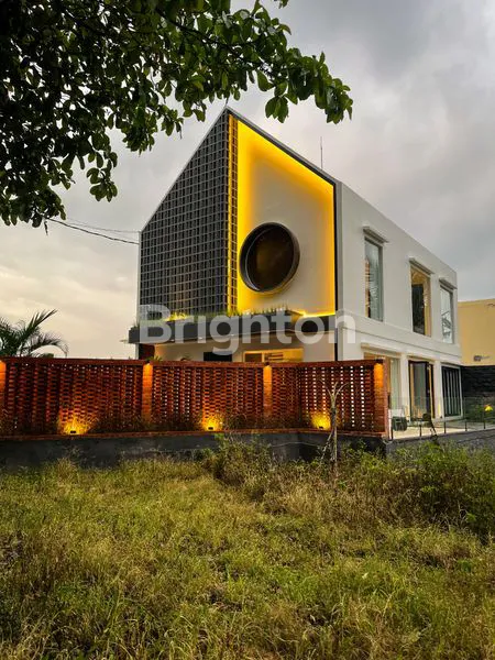 image SPECTACULAR 3 BEDROOM VILLA WITH RICE FIELD VIEWS IN ABIANSEMAL NEAR UBUD (1)