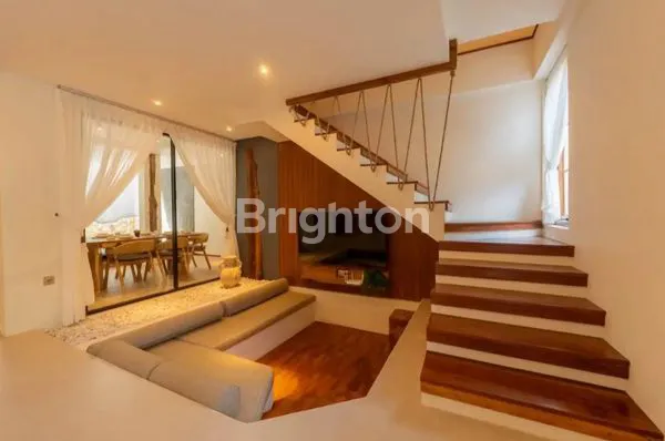 image UNIQUE TROPICAL VILLA WITH 3 BEDROOMS IN PETITENGET SEMINYAK (3)