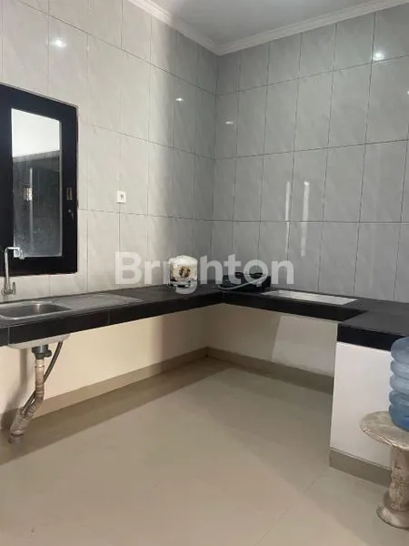 image RUMAH CANTIK 2 LANTAI SIAP HUNI DI RENON (7)