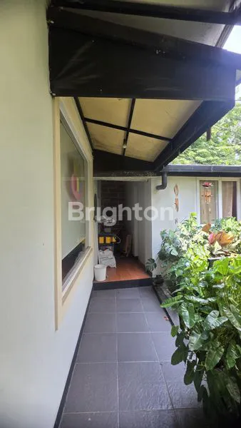 image RUMAH  1 LANTAI  ADEM & BANYAK HIJAU — MERUYA\NBISA JUAL / SEWA (4)