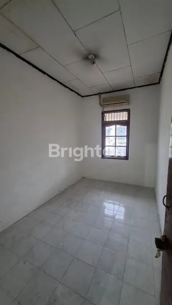 image DISEWA RUMAH DI PERUMNAS 3 TANGERANG (4)