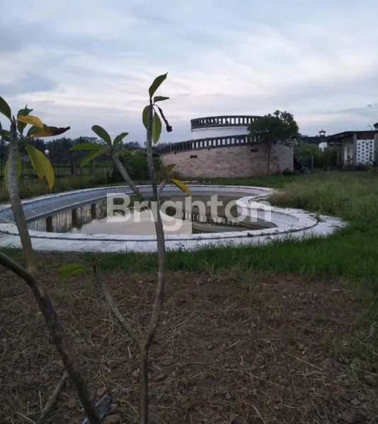 image A SUPERCOOL OF MASCETI BEACH FRONT LAND - FOR SALE - FREEHOLD  WITH A BONUS BUILDING (2)