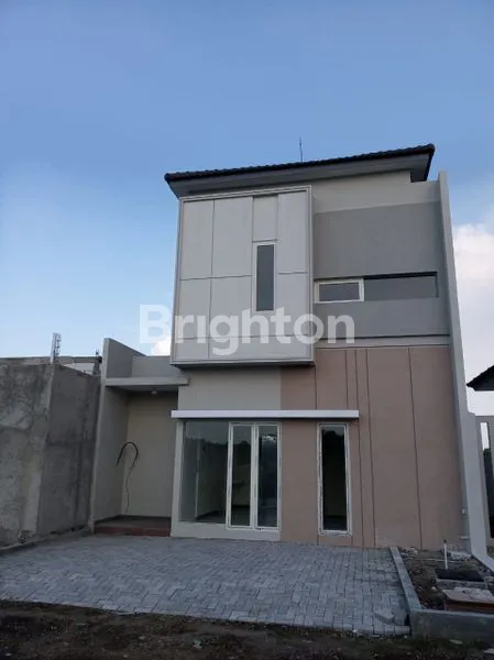 RUMAH SOUTHLAKE RESIDENCE 3KT 2KM LT96 KEJUANDA CUMA 10 MENIT