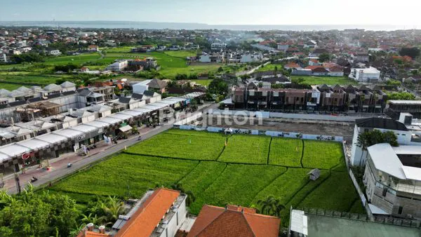 image 3-BEDROOM VILLA TOWN HOUSE IN KAYU TULANG - CANGGU (8)
