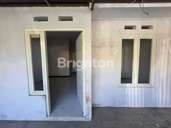 image RUMAH 1 LANTAI DI PERUM SINAR AMERTA MEDAYU SURABAYA (1)