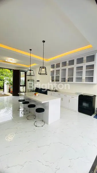 image MODERN FULLY FURNISH FOUR BEDROOM VILLA IN PURI GADING CLOSE TO JIMBARAN HUB  (3)