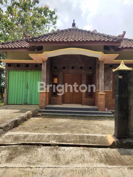 image RUMAH BESAR MURAH DEKAT JL RAYA JOGJA-WONOSARI (1)
