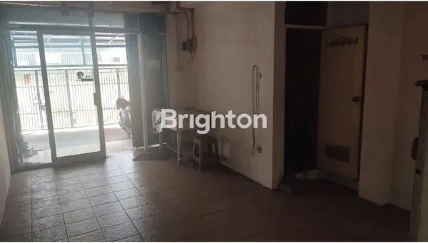 image RUMAH STRATEGIS SIAP HUNI PINGGIR JALAN RAYA DURI KEPA, KEBON JERUK - BEBAS BANJIR, DEKAT TOL DAN MALL (5)