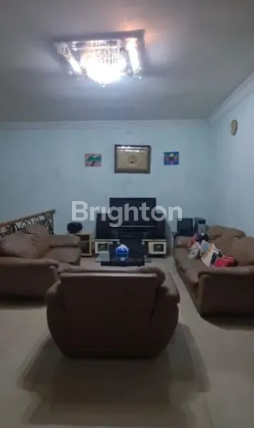 image RUMAH LUAS CANTIK DI TAMAN KENARI NUSANTARA CIBUBUR  (6)