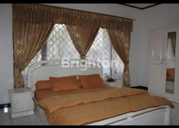 image VILLA STRATEGIS DEKAT TAMAN SAFARI (8)