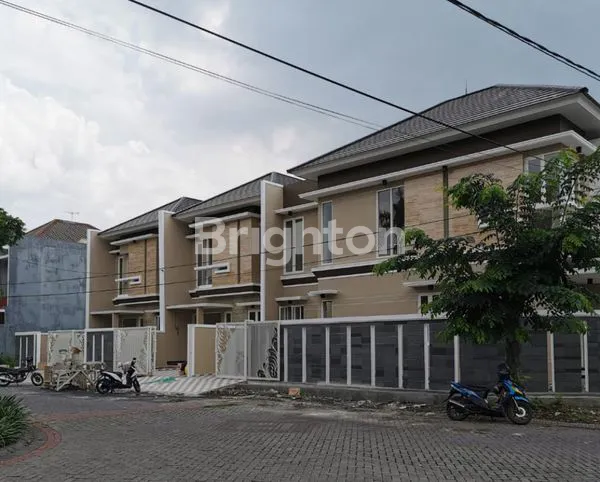 image 2 UNIT JEJER RUMAH DI ARAYA TAHAP 1 ROW JALAN LEBAR (1)