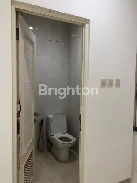 image RUMAH SIAP HUNI DI BSD LOKASI STRATEGIS (7)