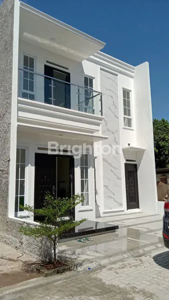 image RUMAH HALAMAN LUAS ADA KOLAM RENANG DAN JOGLO (6)