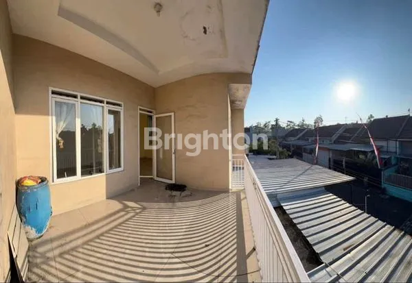 image RUMAH 2 LANTAI 2KT 2KM SHM DI TIRTAMAYA INSIDE PAKIS (3)