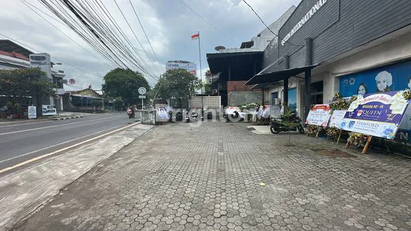 image DISEWAKAN LAHAN PARKIR SELUAS 3 ARA UNTUK USAHA MALAM DI GATOT SUBROTO!  (4)