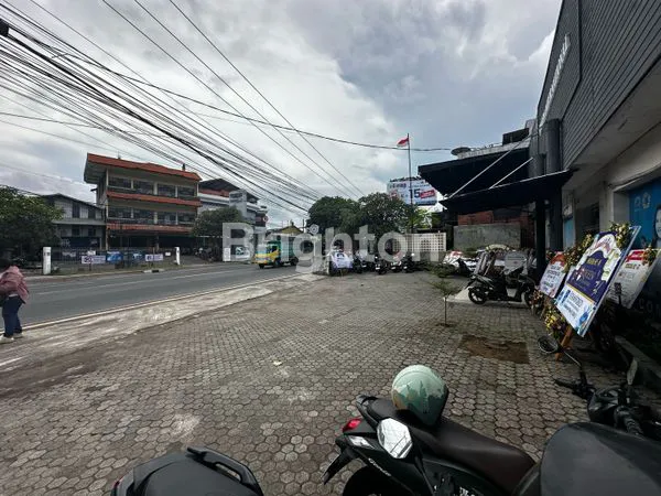 image DISEWAKAN LAHAN PARKIR SELUAS 3 ARA UNTUK USAHA MALAM DI GATOT SUBROTO!  (5)